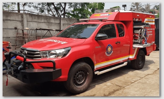 fire fighting jeep untuk pemadam